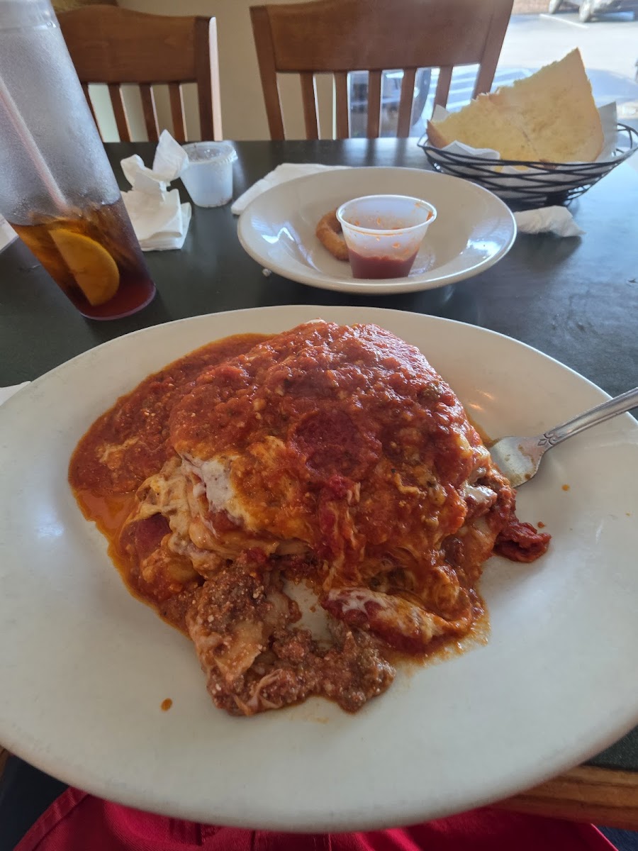 Vesuvio's Italian Restaurant-3