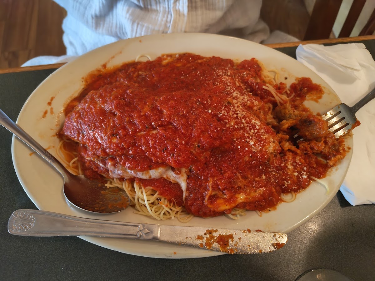 Vesuvio's Italian Restaurant-5